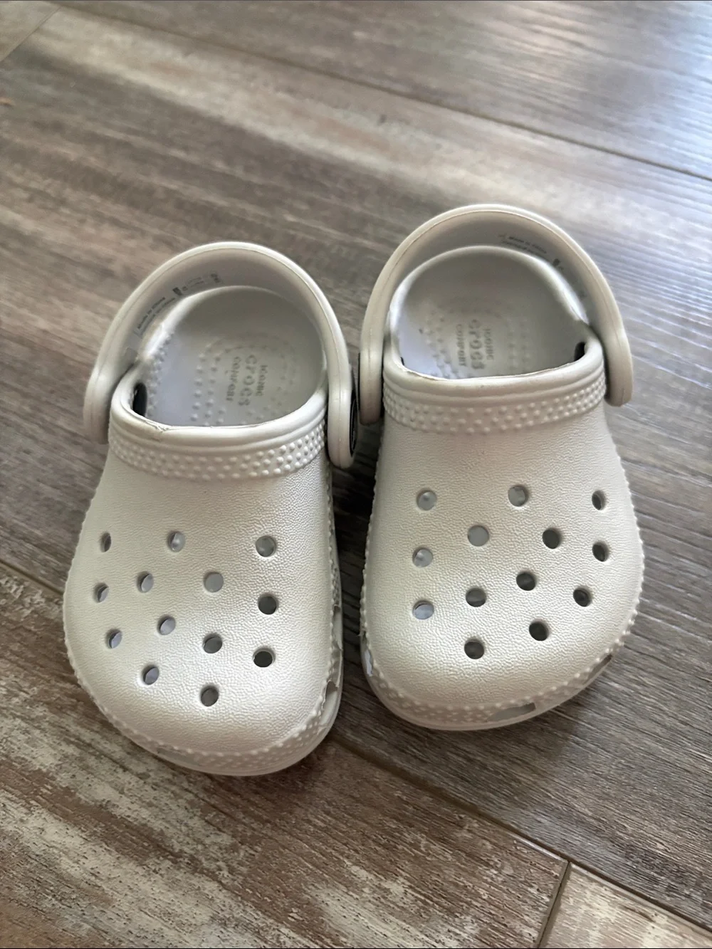 Gray Baby CROCS Excellent condition 4